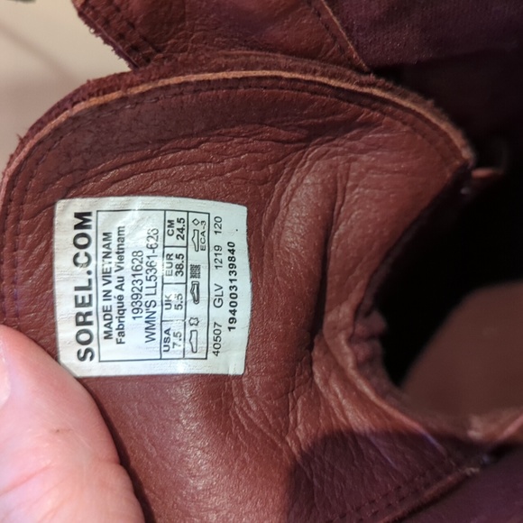 Sorel lace up boots size 7.5 - Picture 3 of 4